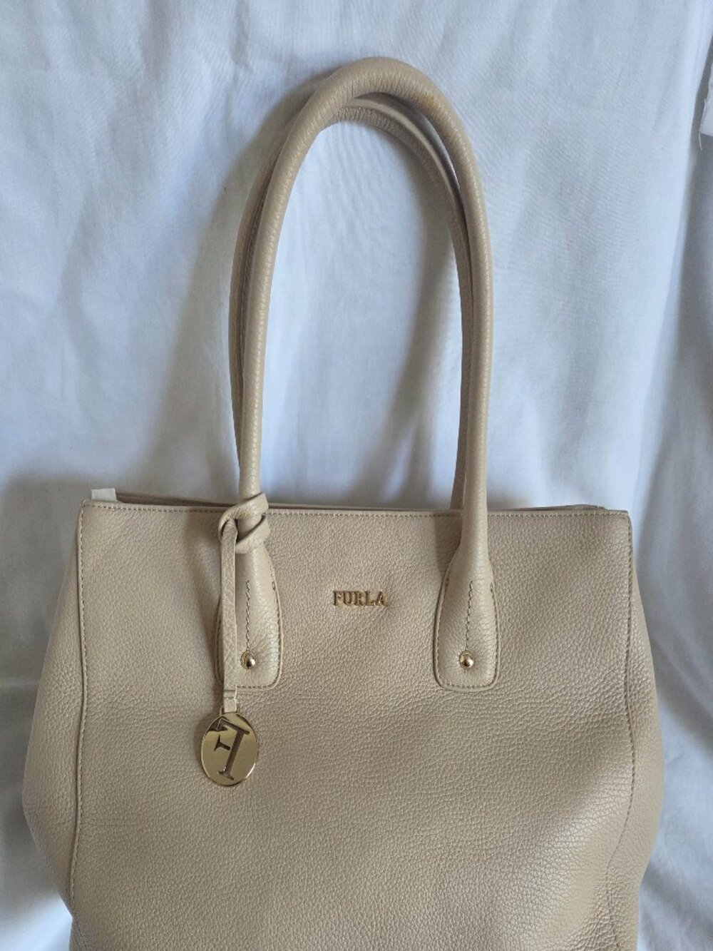 EUC Furla Linda tote bag